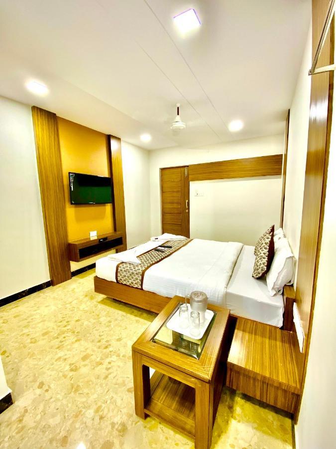 צ'נאי Sheraton Grande At Puratchi Thalaivar Dr Mgr Central Railway Station מראה חיצוני תמונה