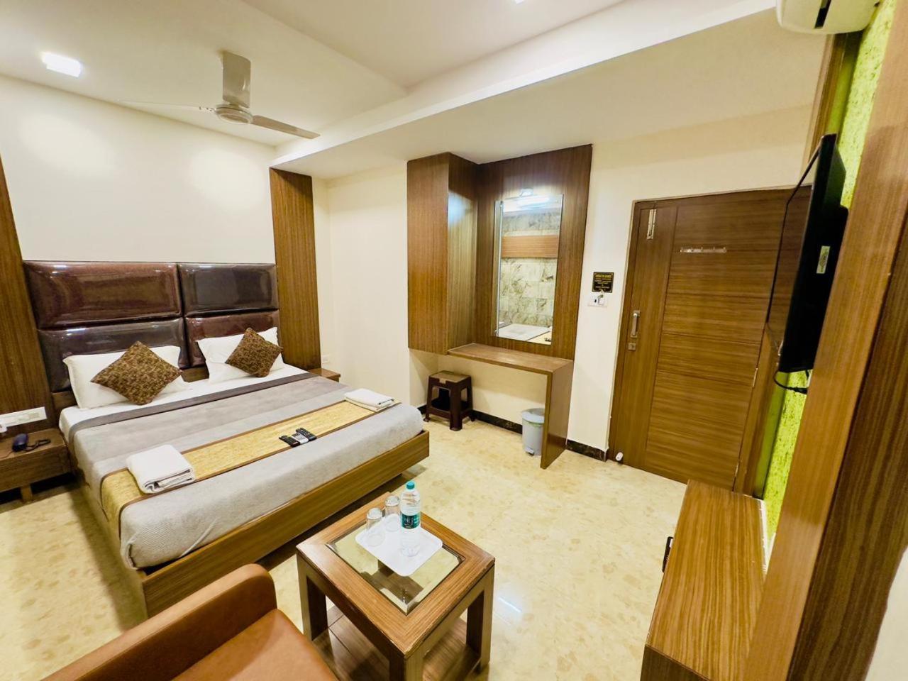 צ'נאי Sheraton Grande At Puratchi Thalaivar Dr Mgr Central Railway Station מראה חיצוני תמונה