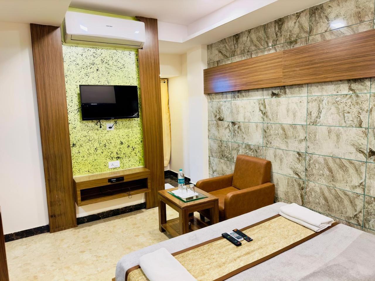 צ'נאי Sheraton Grande At Puratchi Thalaivar Dr Mgr Central Railway Station מראה חיצוני תמונה